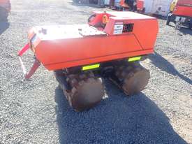Dynapac LP8500 Vibrating Trench Roller - picture2' - Click to enlarge