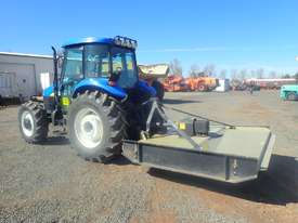 New Holland TD80D Tractor and Slasher - picture0' - Click to enlarge