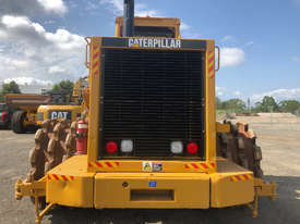 1982 Caterpillar 825C Compactor Roller/Compacting - picture1' - Click to enlarge
