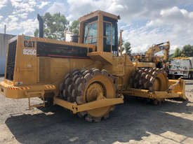 1982 Caterpillar 825C Compactor Roller/Compacting - picture2' - Click to enlarge
