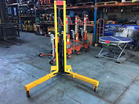 Hydrum 350kg Drum Lifter Liftmaster Depalletiser - picture1' - Click to enlarge