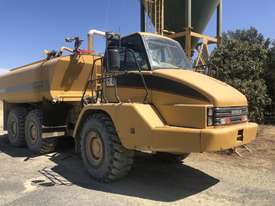 Caterpillar 725 Water Truck - picture2' - Click to enlarge