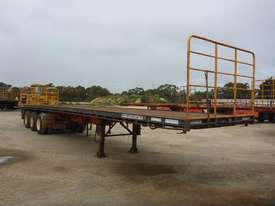 2004 Southern Cross Standard Tri Axle Extendable Flat Top Lead Trailer - T66 - picture0' - Click to enlarge
