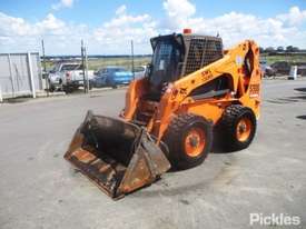 2007 Bobcat S300 - picture2' - Click to enlarge