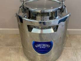 Milk Can - Stackable Stainless Steel 15L - picture0' - Click to enlarge