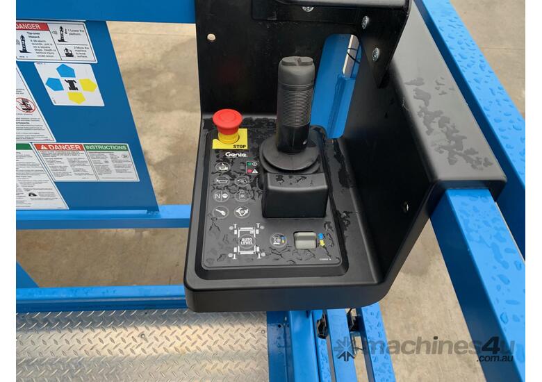 2018 Genie GS3369RT 33ft RT 4WD Scissor Lift – Built for Tough Terrain and Elevated Performance!