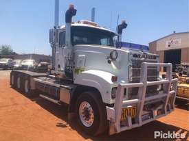 2001 Mack Titan CLR - picture0' - Click to enlarge