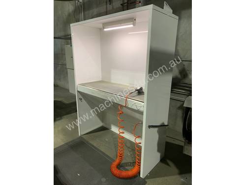 Sanding / Grinding Booth