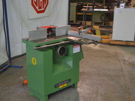 Spindle moulder with sliding table - picture0' - Click to enlarge