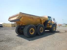 2011 Komatsu HM400-2 6 x 6 Articulated Dumptruck - picture1' - Click to enlarge
