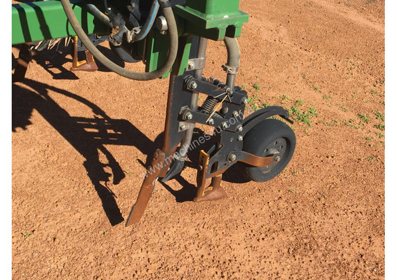 Used 2015 DBS DBS D381 60 FT Seeder Bar Seeding Planting Equip Seeder