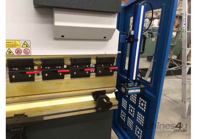 Madison 63 tonne 630 Kn x 2.5 metre NC Press Brake