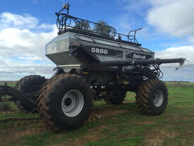 Flexicoil 5850 Air Seeder Cart Seeding/Planting Equip - picture0' - Click to enlarge