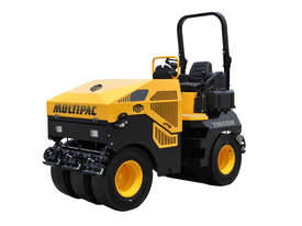 New 4 tonne Articulated Pneumatic Tyre roller  - picture0' - Click to enlarge