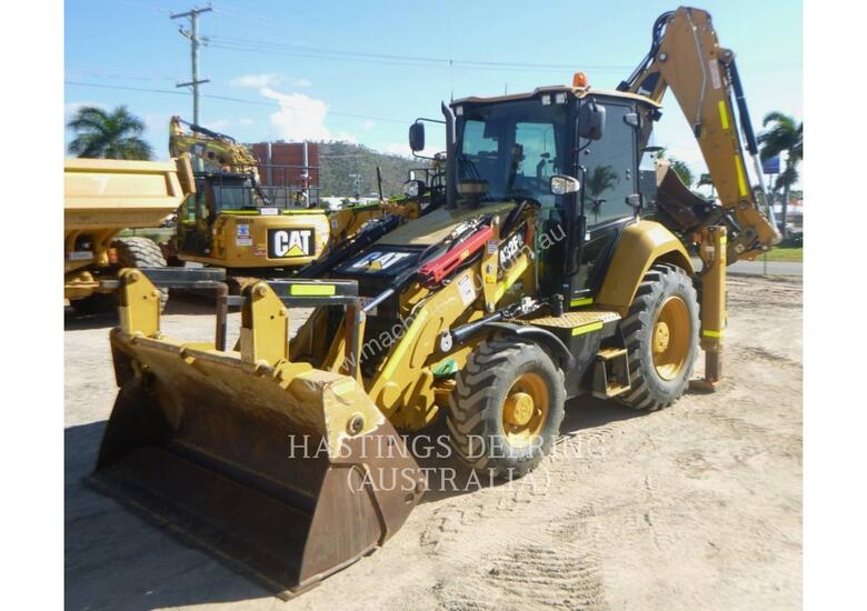 caption CATERPILLAR 432F2LRC Backhoe Loaders