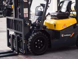 Liugong 2.5t Forklift - A Series - picture0' - Click to enlarge