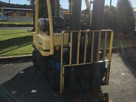 2.5T CNG Counterbalance Forklift - picture0' - Click to enlarge