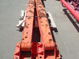 2016 HGY1800 SERIES ELECTRICAL HYDRAULIC PLACEMENT BOOM - picture2' - Click to enlarge