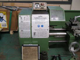 Used Turner Bench Lathe 210 x 400 240 volt - picture1' - Click to enlarge