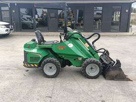 Used Avant 520+ Mini Loader - picture2' - Click to enlarge