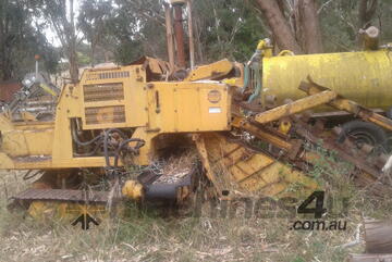 2 x 60hp Case Taskforce 1000 , track trencher's , belt conveyor , 2 x 60hp Case Taskforce 1000 , track trencher's , belt conveyor ,