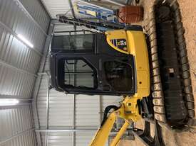 Komatsu 5.5 Excavator - picture0' - Click to enlarge