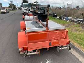 A1 Roadlines CS-400 Solar Powered Traffic Lights - picture0' - Click to enlarge