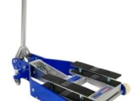 TRADEQUIP 1254 PROFESSIONAL MOTORCYCLE LIFTER 680KG  - picture0' - Click to enlarge