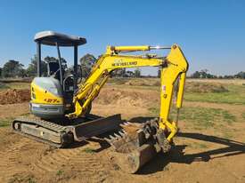 New Holland E27B excavator for sale - picture2' - Click to enlarge