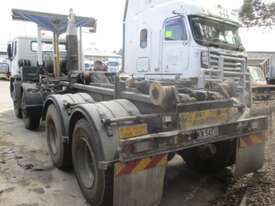 Iveco Acco 2350G 8x4 Hook Bin Lifter Truck - picture1' - Click to enlarge