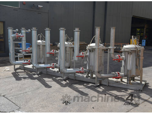 caption Manifolded 4 set Hayward GAF Eaton 4 bag filter stainless steel pressure housing
