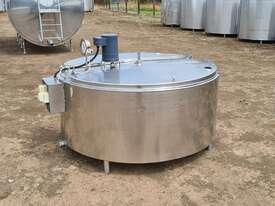 STAINLESS STEEL TANK, MILK VAT 1050lt - picture0' - Click to enlarge