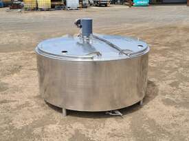 STAINLESS STEEL TANK, MILK VAT 1050lt - picture2' - Click to enlarge