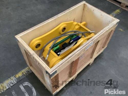 Komatsu Hydraulic Quick Hitch