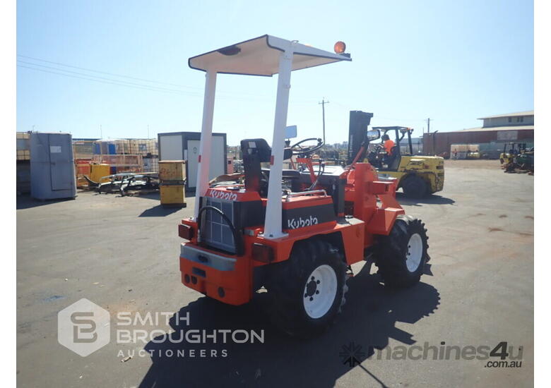 caption KUBOTA R410 WHEEL LOADER