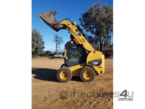 Caterpillar 246 Skid Steer Loader