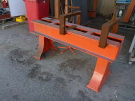 CYLINDER HEAD STRAIGHTENING BENCH - picture0' - Click to enlarge