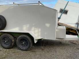 Custom box Trailer - picture0' - Click to enlarge