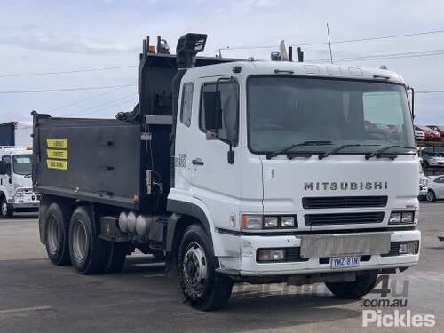 2004 Mitsubishi FV 500