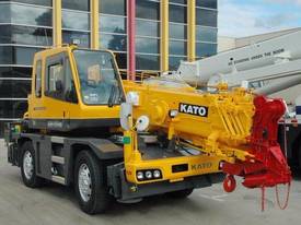 Kato MR130 Hydraulic Truck Crane - picture2' - Click to enlarge