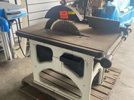 Thornley Cast Iron Table Saw - picture1' - Click to enlarge