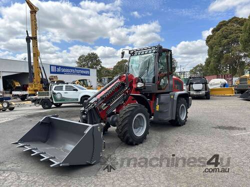 2023 UHI M250 2.5T Telescopic Wheel Loader With Hydraulic Quick Hitch 400km Free Delivery