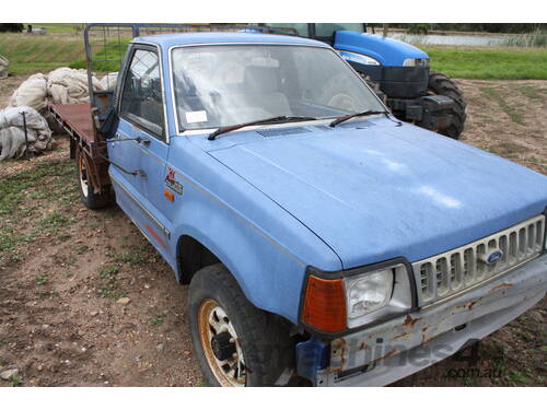 Ford XL courier 4WD ute