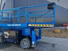 Rough Terrain Scissor Lift - picture0' - Click to enlarge