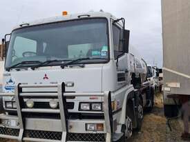 Mitsubishi Fuso - picture2' - Click to enlarge