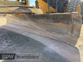 Caterpillar 150 Grader - picture2' - Click to enlarge