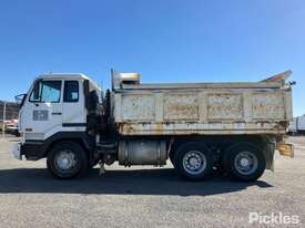 2005 Nissan UD CW385 Side Tipper - picture1' - Click to enlarge