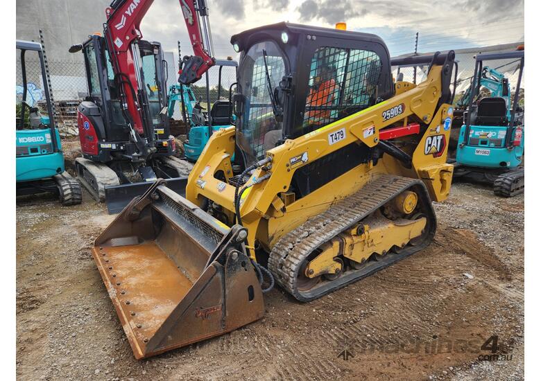 caption 2021 CAT 259D3 TRACK LOADER (T479) WITH 4 IN 1 BUCKET, Hi-FLOW, FULL CIVIL SPEC AND 1868HOURS
