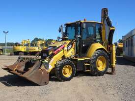 2018 Caterpillar 432F2 Backhoe - picture1' - Click to enlarge