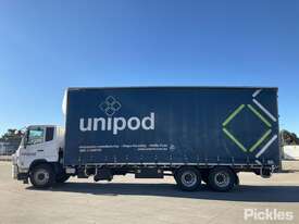 2017 Nissan UD Condor PD 24 280 Curtainsider - picture2' - Click to enlarge